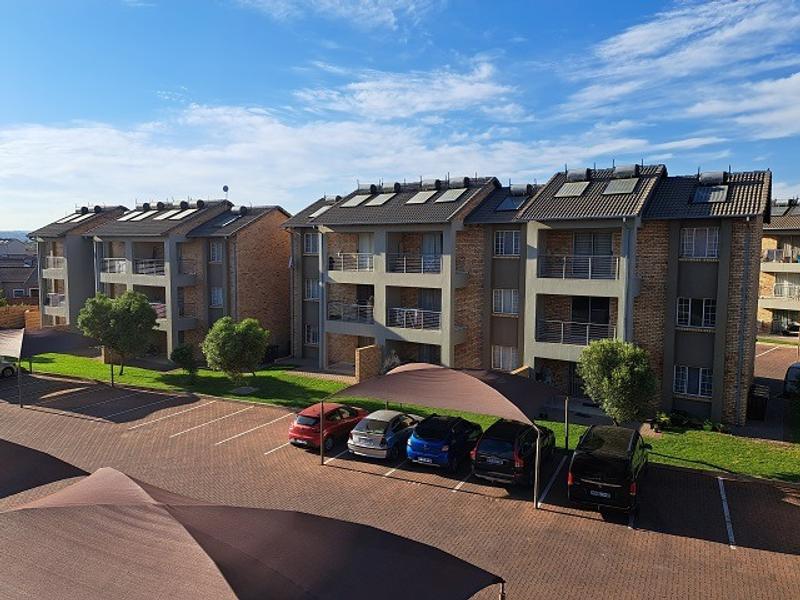 2 Bedroom Property for Sale in Monavoni Gauteng