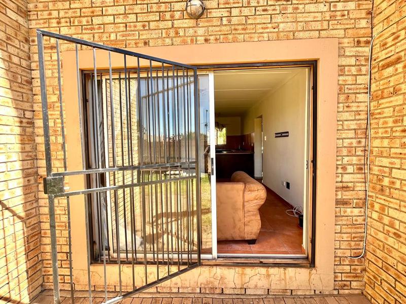 2 Bedroom Property for Sale in Greenhills Gauteng