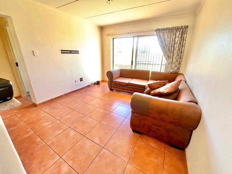 2 Bedroom Property for Sale in Greenhills Gauteng