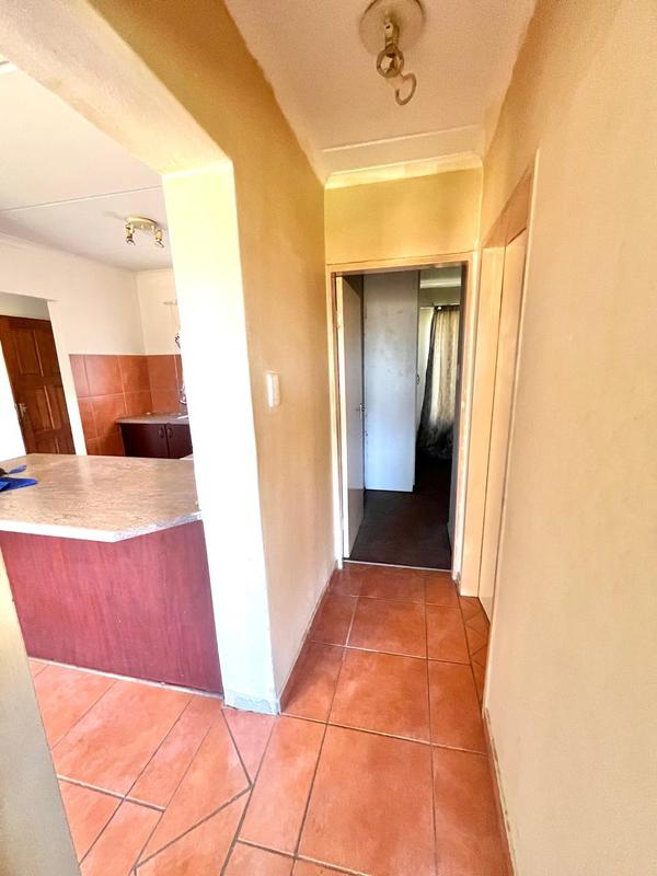 2 Bedroom Property for Sale in Greenhills Gauteng