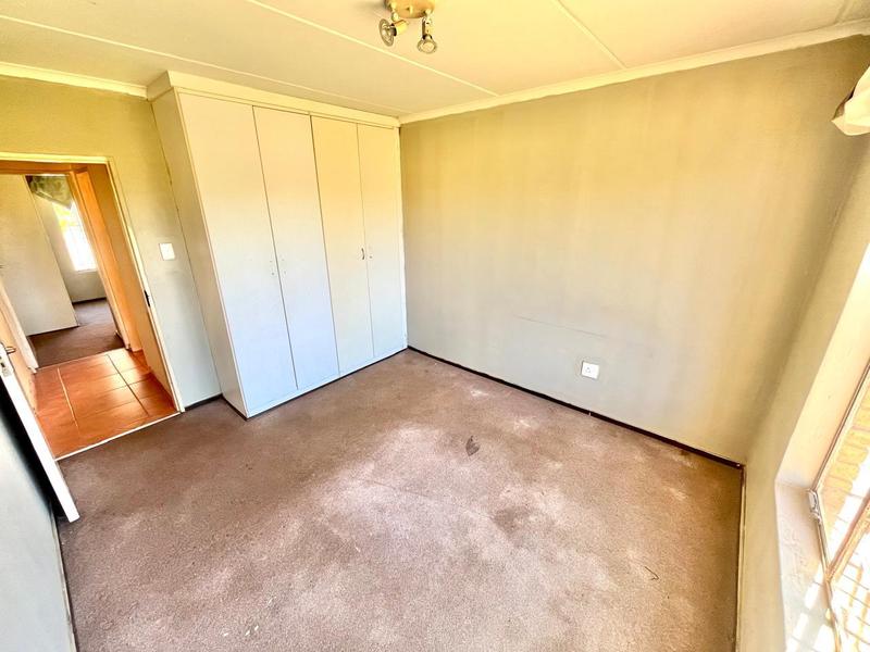 2 Bedroom Property for Sale in Greenhills Gauteng