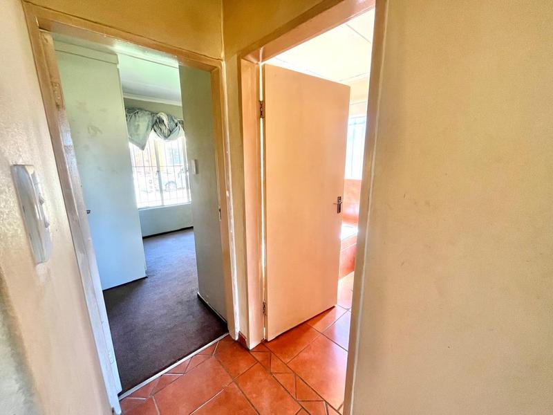 2 Bedroom Property for Sale in Greenhills Gauteng