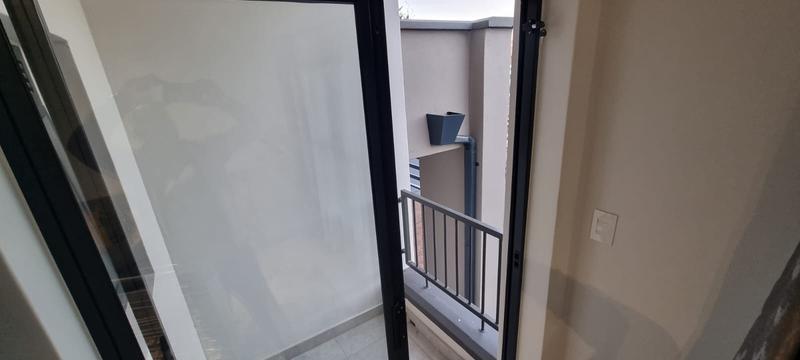 To Let 1 Bedroom Property for Rent in Jukskei View Gauteng