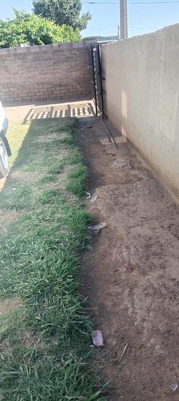 2 Bedroom Property for Sale in Palm Ridge Gauteng