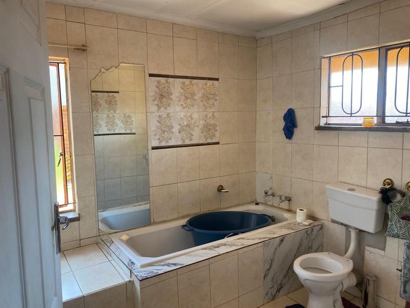3 Bedroom Property for Sale in Ramakonopi East Gauteng