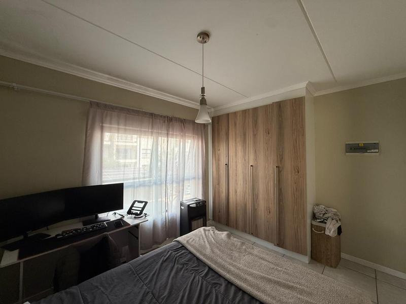 To Let 1 Bedroom Property for Rent in Crowthorne AH Gauteng