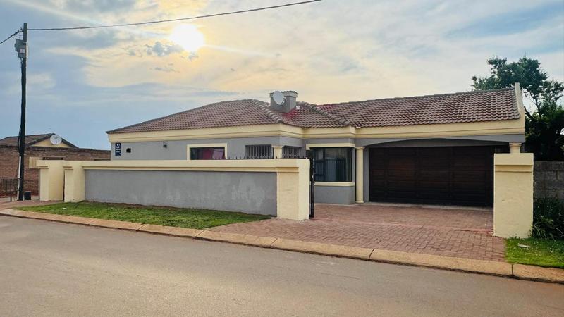 3 Bedroom Property for Sale in Vosloorus Ext 6 Gauteng