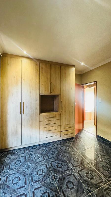 3 Bedroom Property for Sale in Vosloorus Ext 6 Gauteng