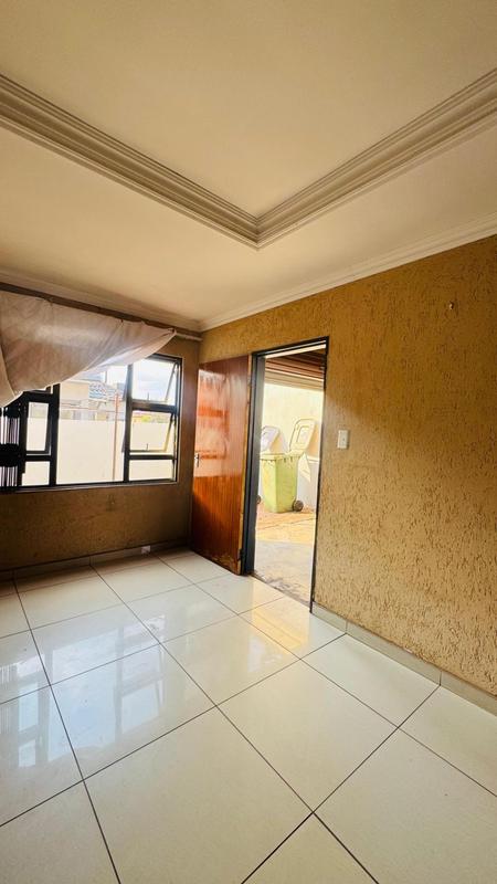 3 Bedroom Property for Sale in Vosloorus Ext 6 Gauteng