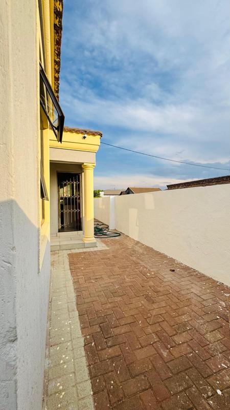 3 Bedroom Property for Sale in Vosloorus Ext 6 Gauteng