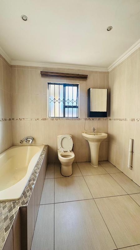 3 Bedroom Property for Sale in Vosloorus Ext 6 Gauteng