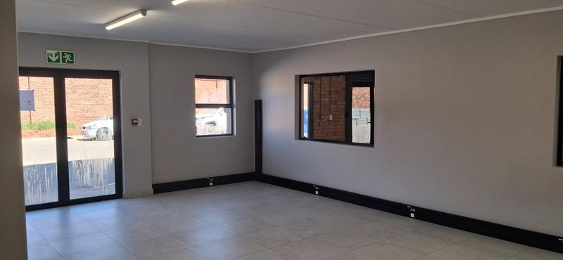 To Let Commercial Property for Rent in Bartlett Gauteng