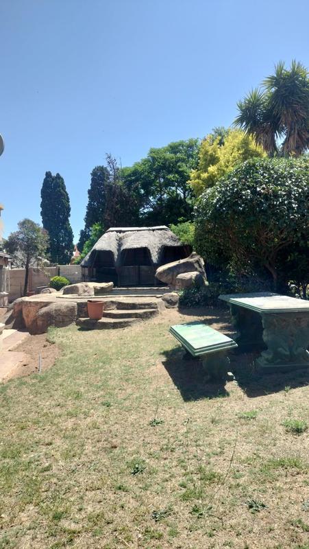 3 Bedroom Property for Sale in Oakdene Gauteng