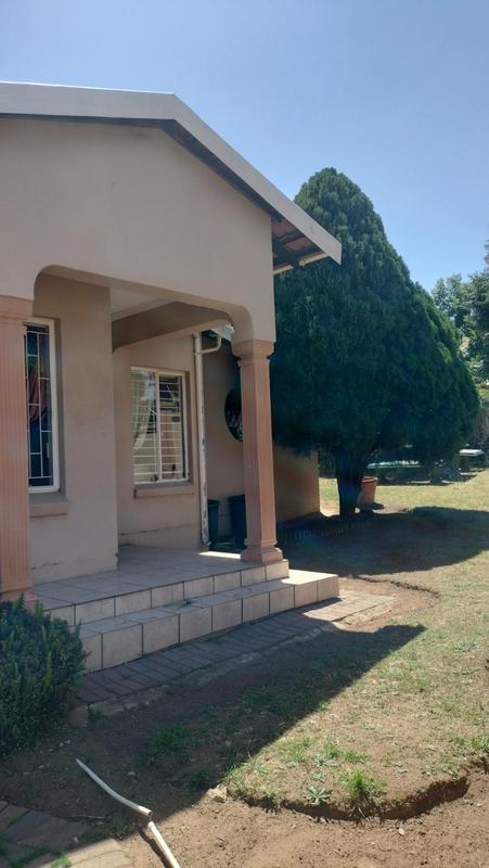 3 Bedroom Property for Sale in Oakdene Gauteng