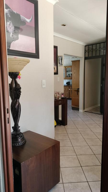 3 Bedroom Property for Sale in Oakdene Gauteng