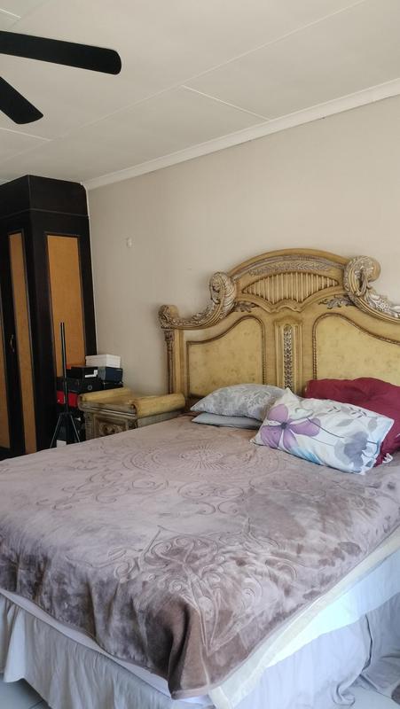 3 Bedroom Property for Sale in Oakdene Gauteng