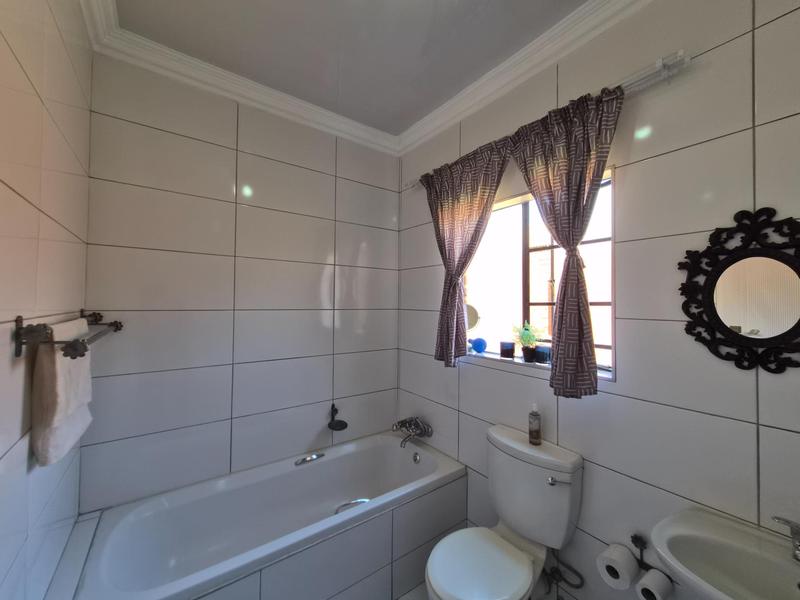3 Bedroom Property for Sale in Mooikloof Ridge Gauteng