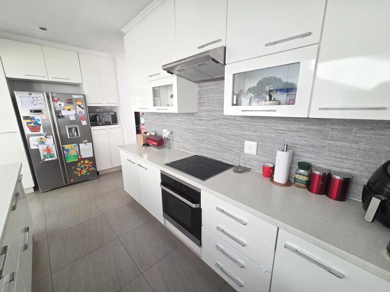 3 Bedroom Property for Sale in Raslouw Gauteng