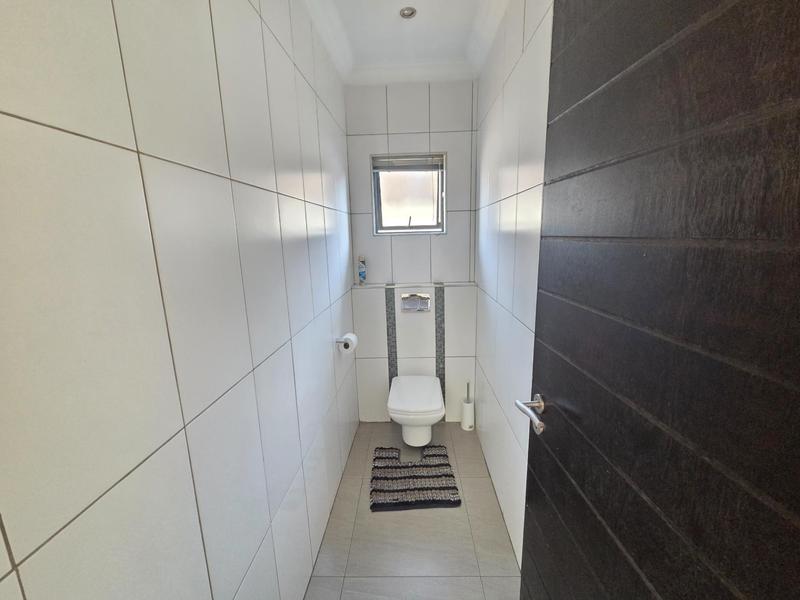 3 Bedroom Property for Sale in Raslouw Gauteng