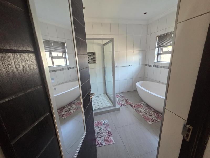 3 Bedroom Property for Sale in Raslouw Gauteng