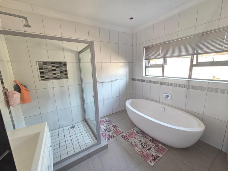 3 Bedroom Property for Sale in Raslouw Gauteng