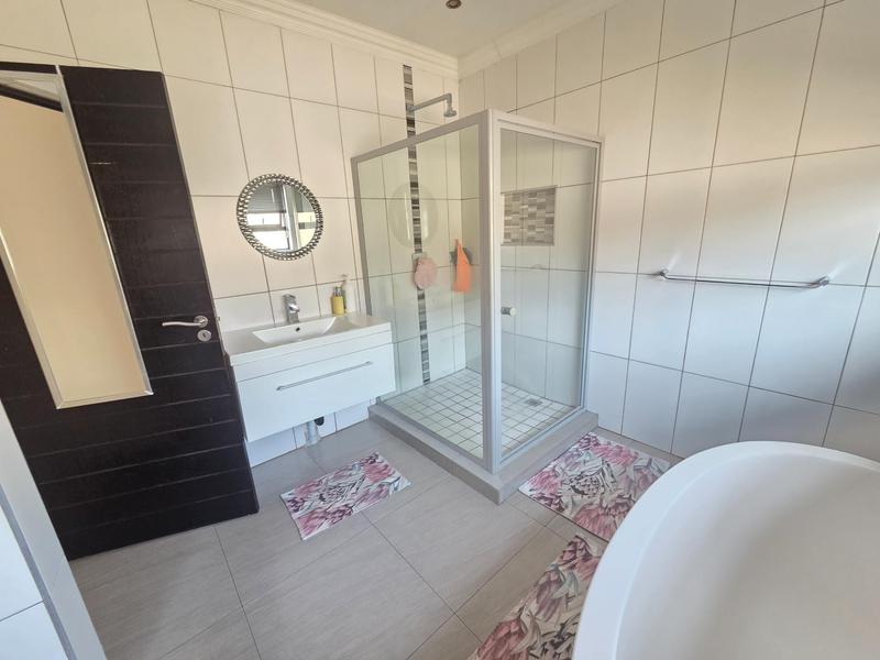 3 Bedroom Property for Sale in Raslouw Gauteng