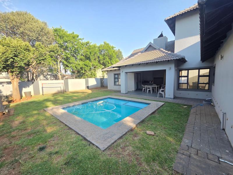 3 Bedroom Property for Sale in Raslouw Gauteng