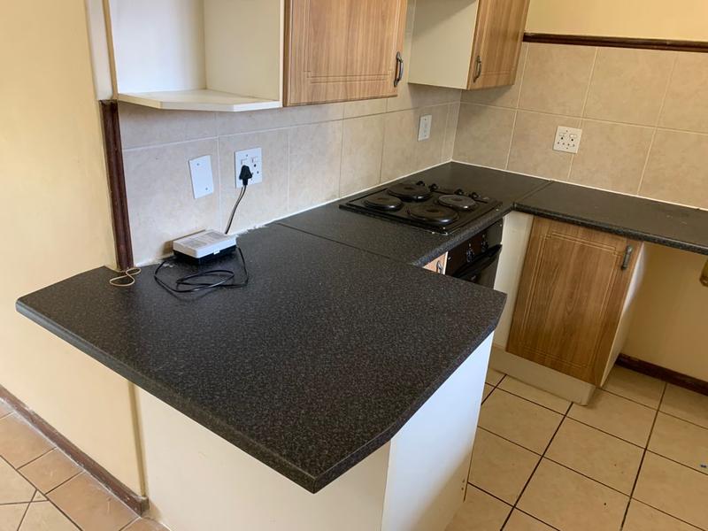 To Let 2 Bedroom Property for Rent in Mooikloof Ridge Gauteng