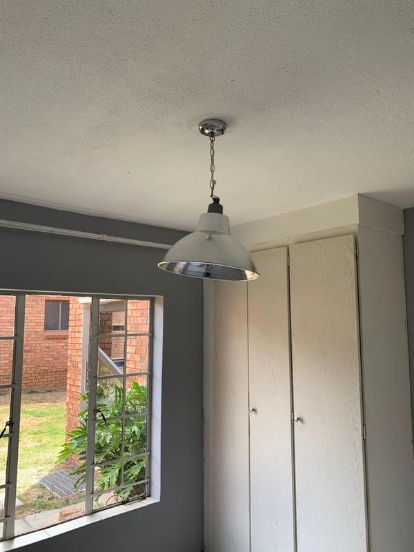 To Let 2 Bedroom Property for Rent in Mooikloof Ridge Gauteng