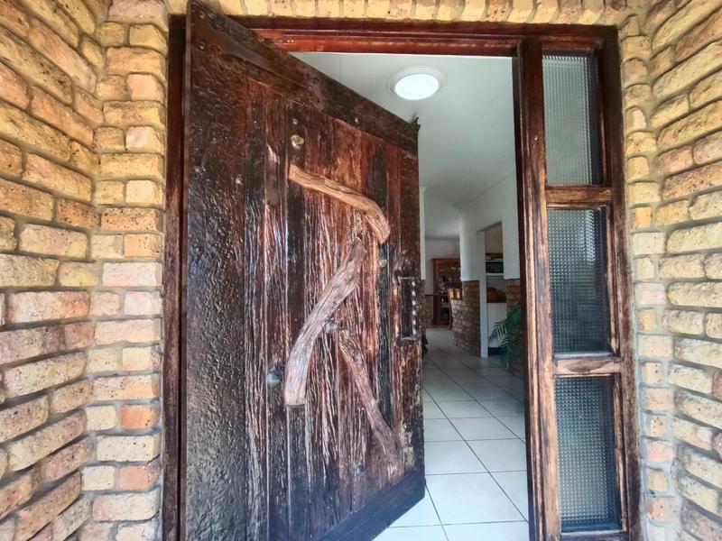 3 Bedroom Property for Sale in Blue Saddle Ranches Gauteng