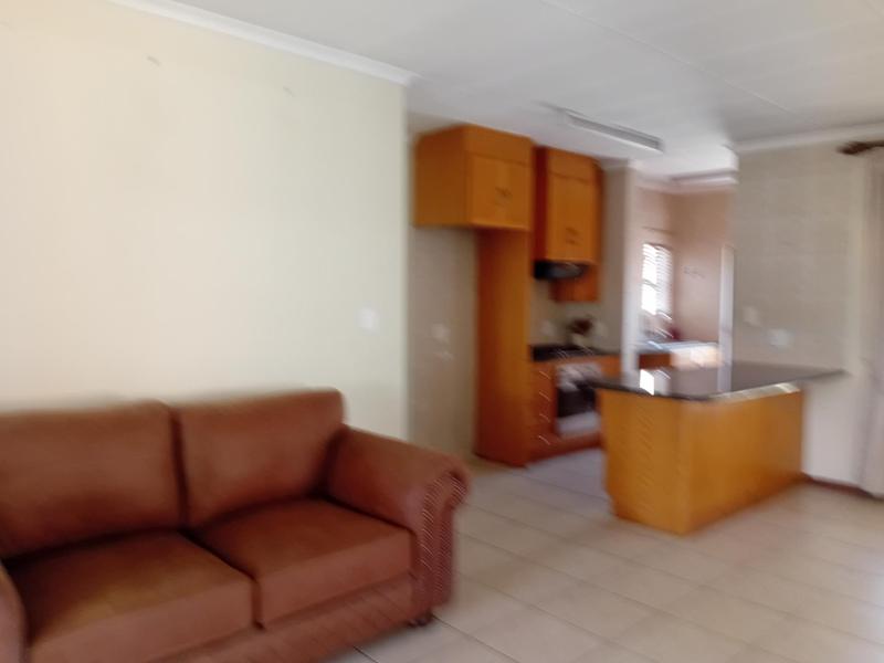 To Let 3 Bedroom Property for Rent in Thatchfield Gauteng