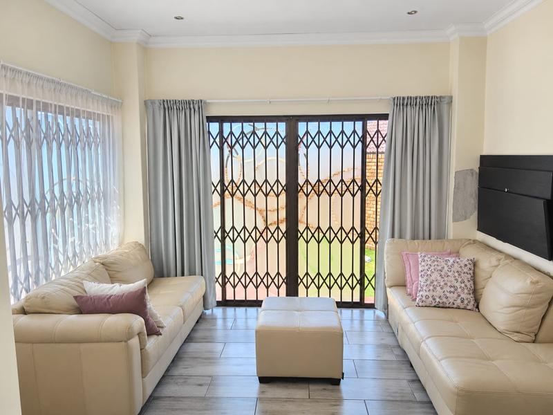 3 Bedroom Property for Sale in Thatchfield Gauteng