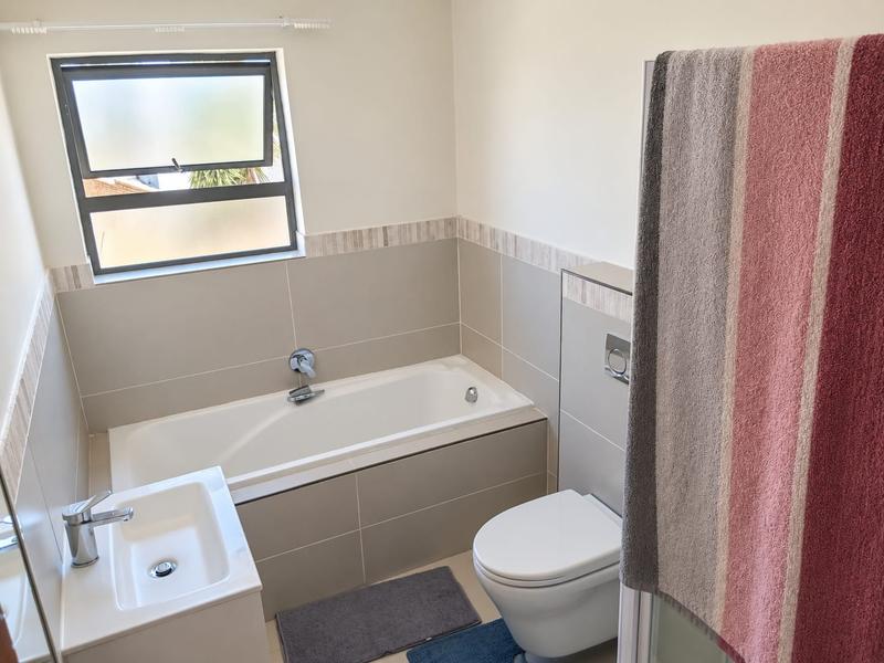 3 Bedroom Property for Sale in Thatchfield Gauteng