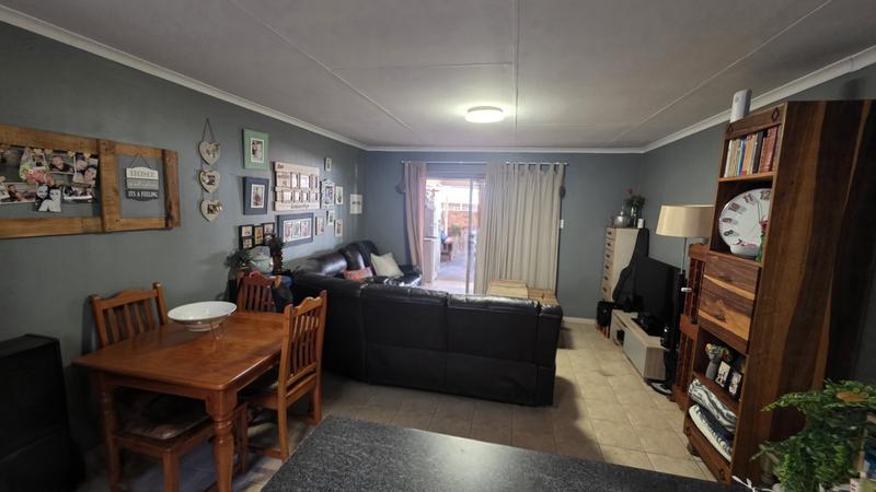 2 Bedroom Property for Sale in Montana Gauteng