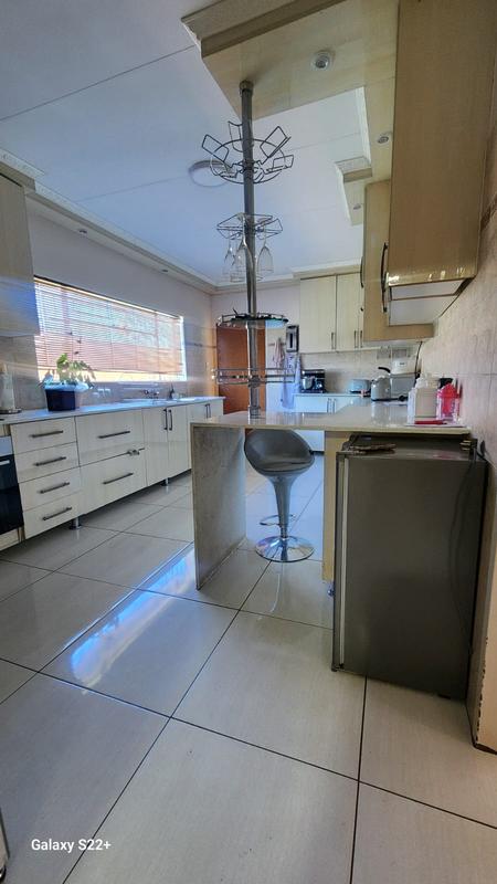 3 Bedroom Property for Sale in The Orchards Gauteng