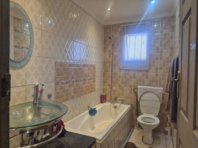 3 Bedroom Property for Sale in Ennerdale Gauteng