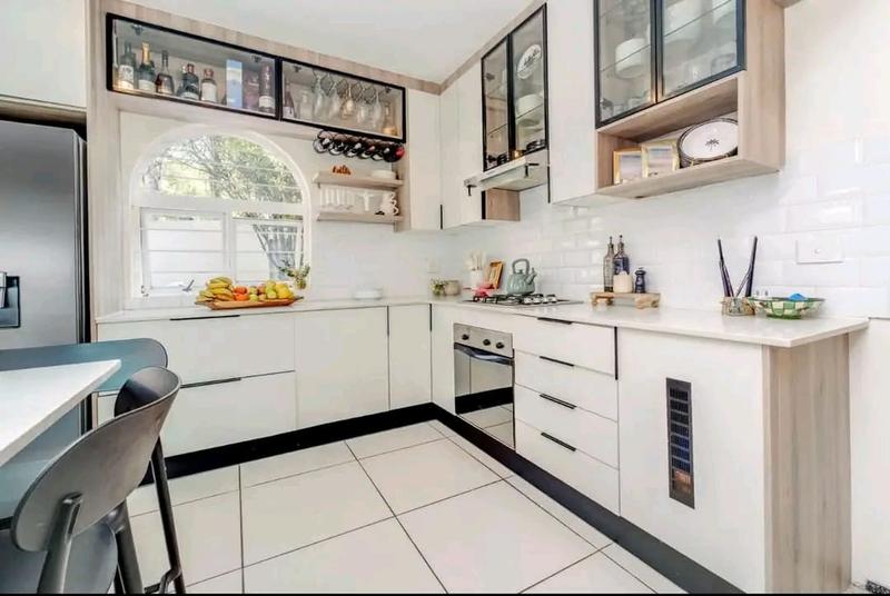 3 Bedroom Property for Sale in Northcliff Gauteng