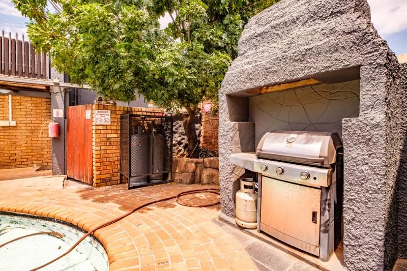 Commercial Property for Sale in Brackenhurst Gauteng