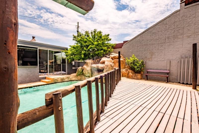 Commercial Property for Sale in Brackenhurst Gauteng