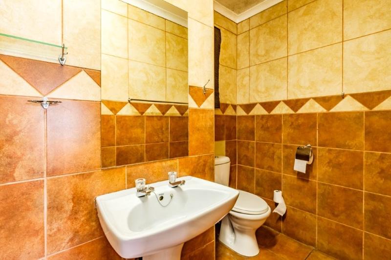 Commercial Property for Sale in Brackenhurst Gauteng