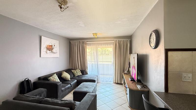 To Let 2 Bedroom Property for Rent in Eco Park Gauteng