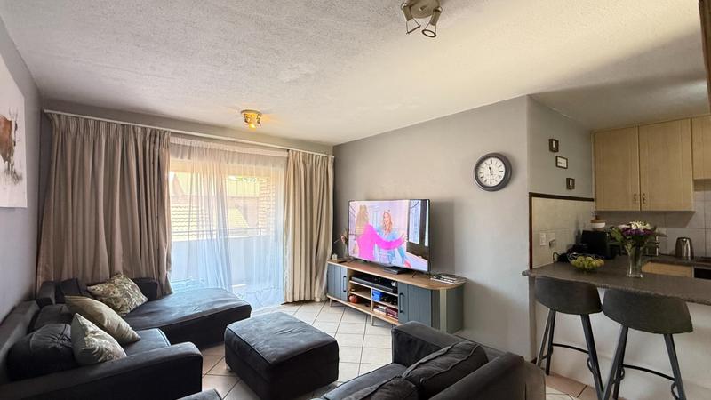 To Let 2 Bedroom Property for Rent in Eco Park Gauteng
