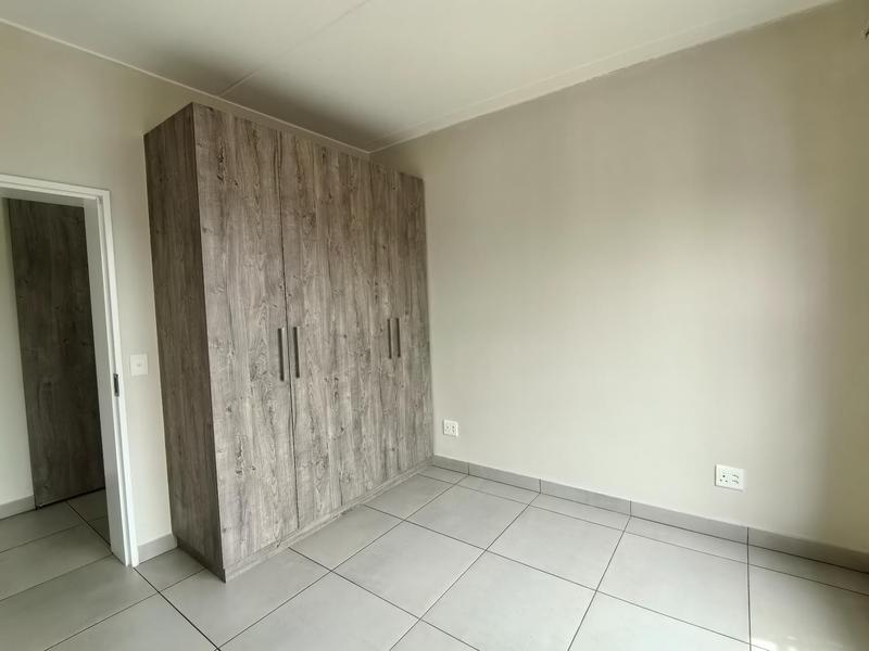 To Let 2 Bedroom Property for Rent in Bedfordview Gauteng