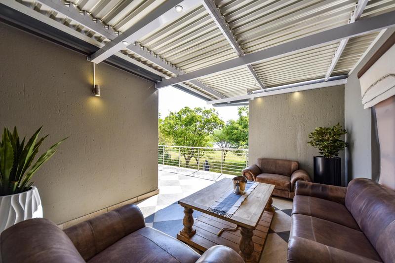 5 Bedroom Property for Sale in Silver Lakes Golf Estate Gauteng