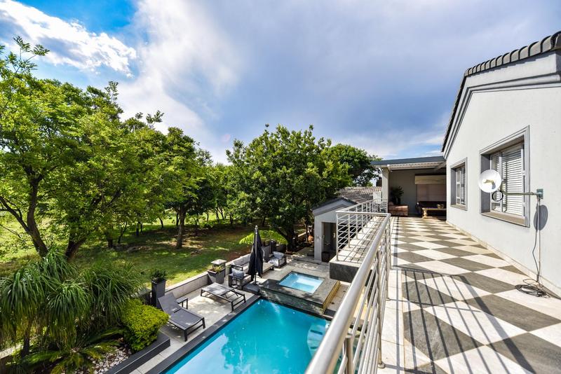 5 Bedroom Property for Sale in Silver Lakes Golf Estate Gauteng
