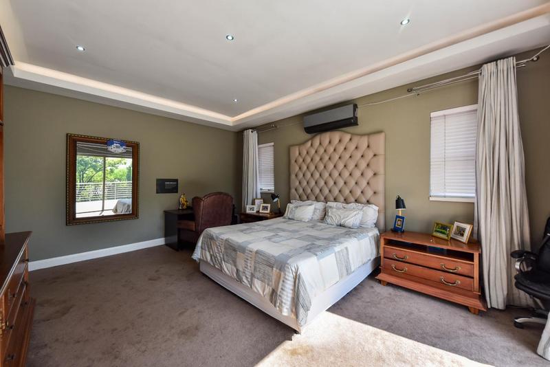 5 Bedroom Property for Sale in Silver Lakes Golf Estate Gauteng