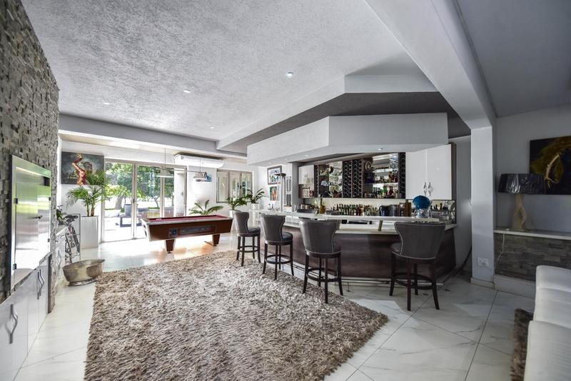 5 Bedroom Property for Sale in Silver Lakes Golf Estate Gauteng
