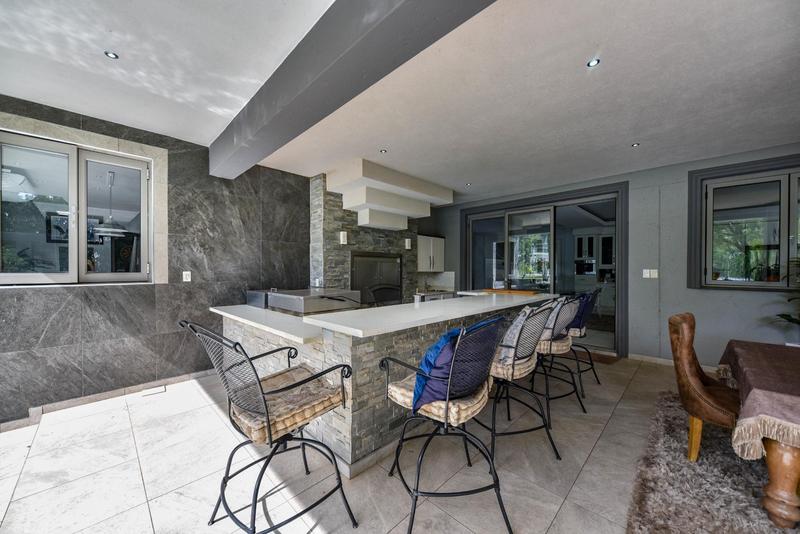 5 Bedroom Property for Sale in Silver Lakes Golf Estate Gauteng