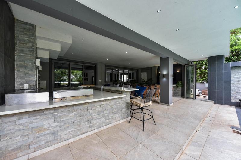 5 Bedroom Property for Sale in Silver Lakes Golf Estate Gauteng