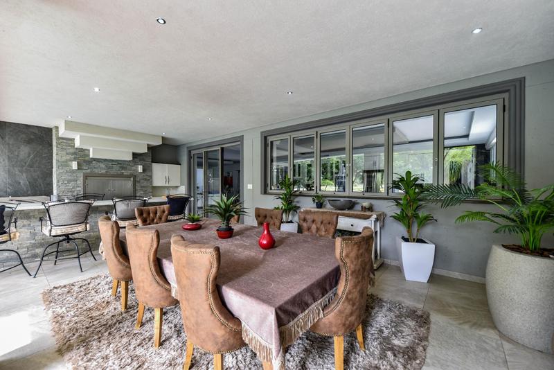 5 Bedroom Property for Sale in Silver Lakes Golf Estate Gauteng